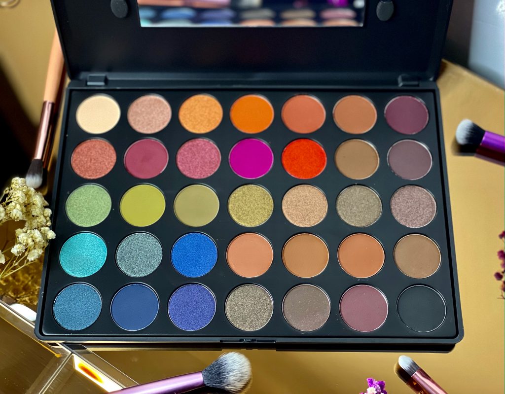 Kara Beauty ES15 Eyeshadow Palette Dreamskinhaven