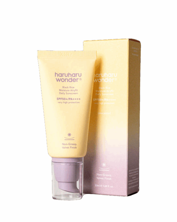 Haruharu Wonder Black Rice Moisture Airyfit Daily Sunscreen tube beside matching box